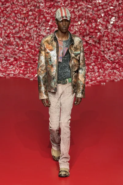Look 39